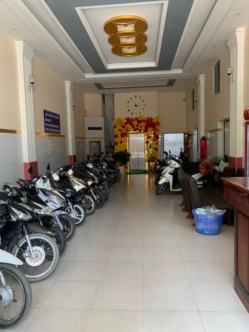 Nha Nghi Thanh Xuan- Co Cho Thue Xe May Va Xuat Hoa Don Ap Dong An Eksteriør billede